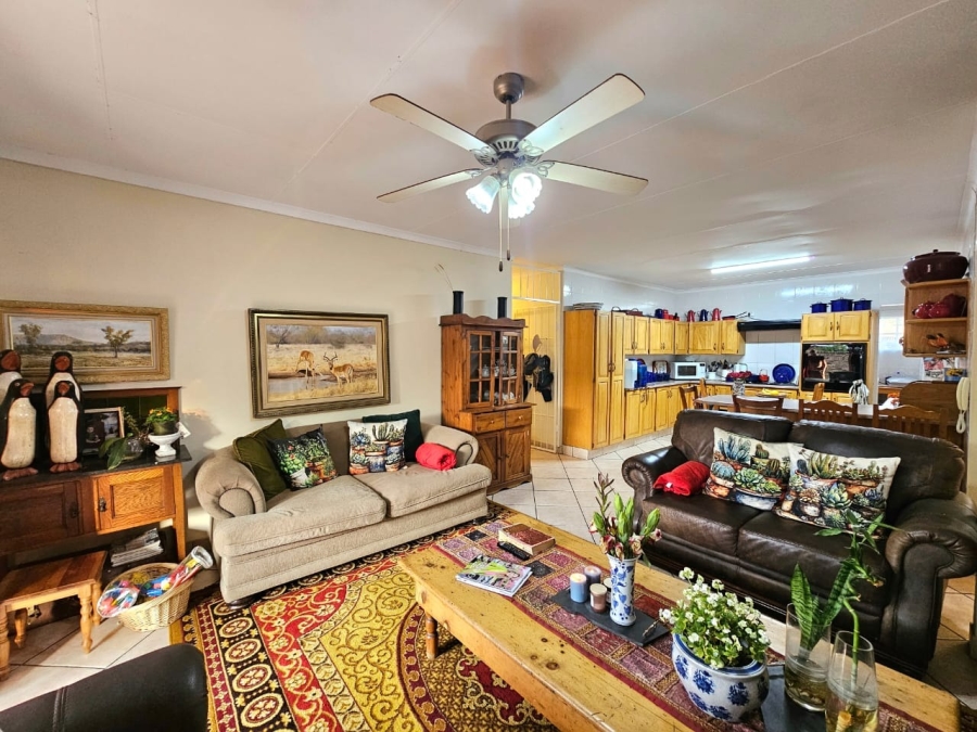 4 Bedroom Property for Sale in Van Der Hoff Park North West